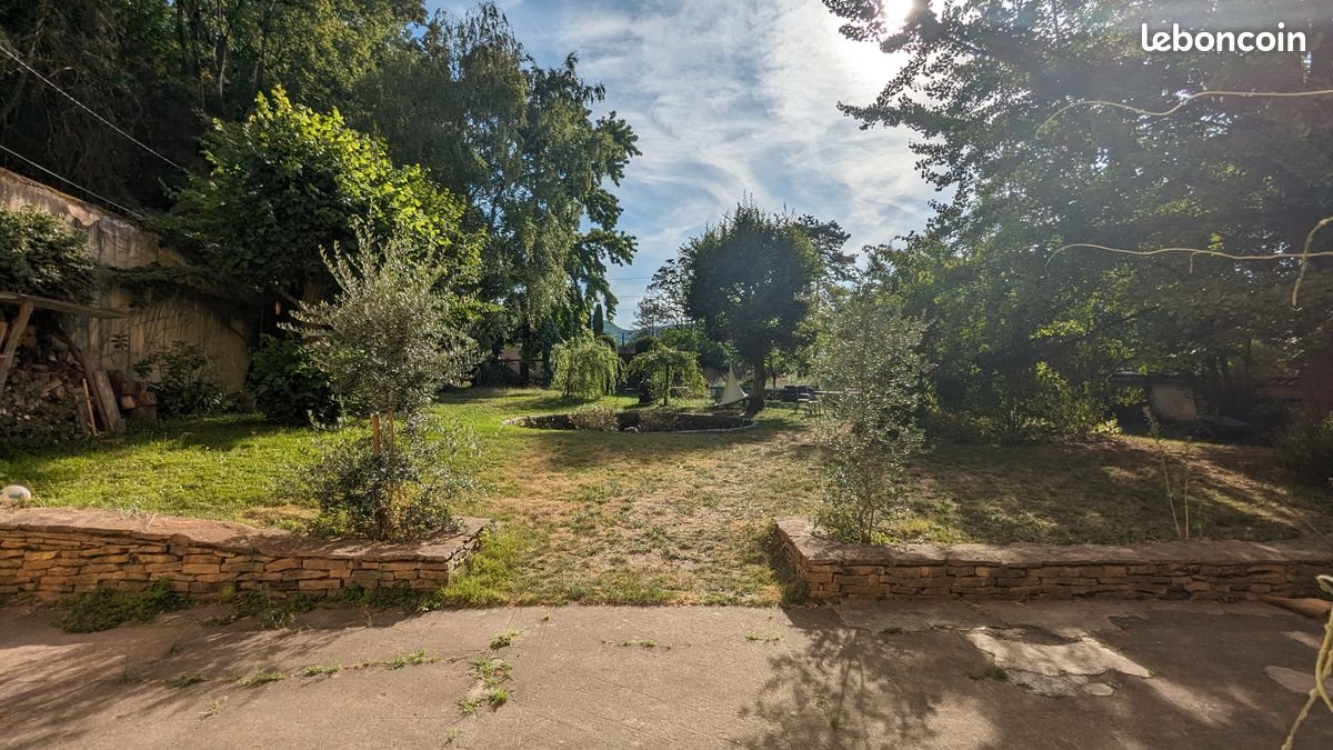 Appartement à louer, 175m², Fontaines-Saint-Martin