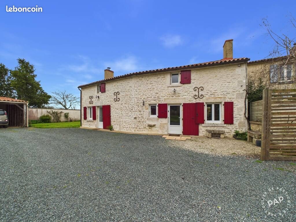 Maison à vendre, 224m², Saint-Pierre-le-Vieux