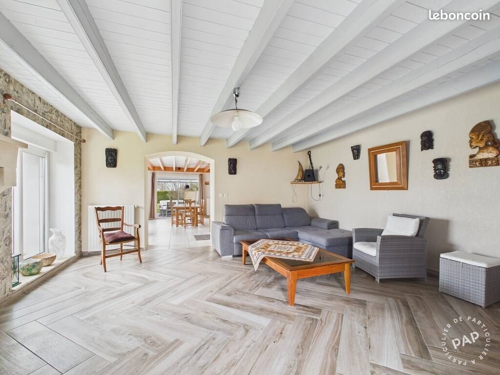 Maison à vendre, 224m², Saint-Pierre-le-Vieux