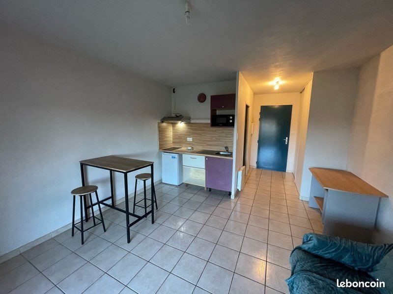 Appartement à louer, 27m², Rignac