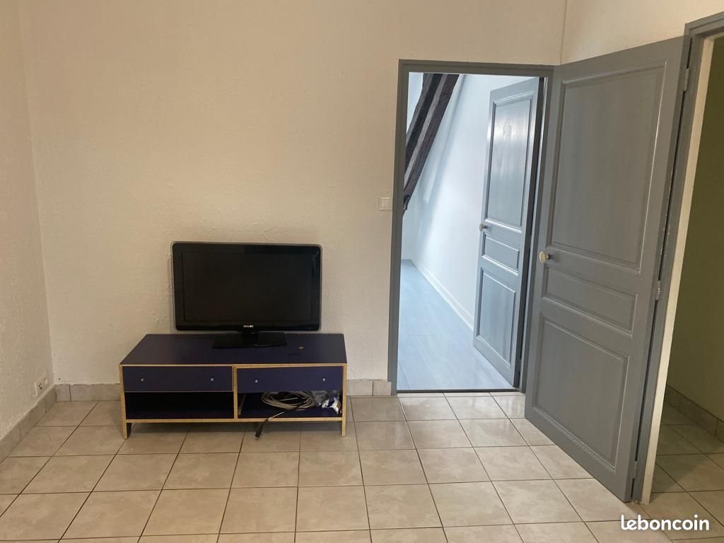 Appartement à louer, 38m², Joigny
