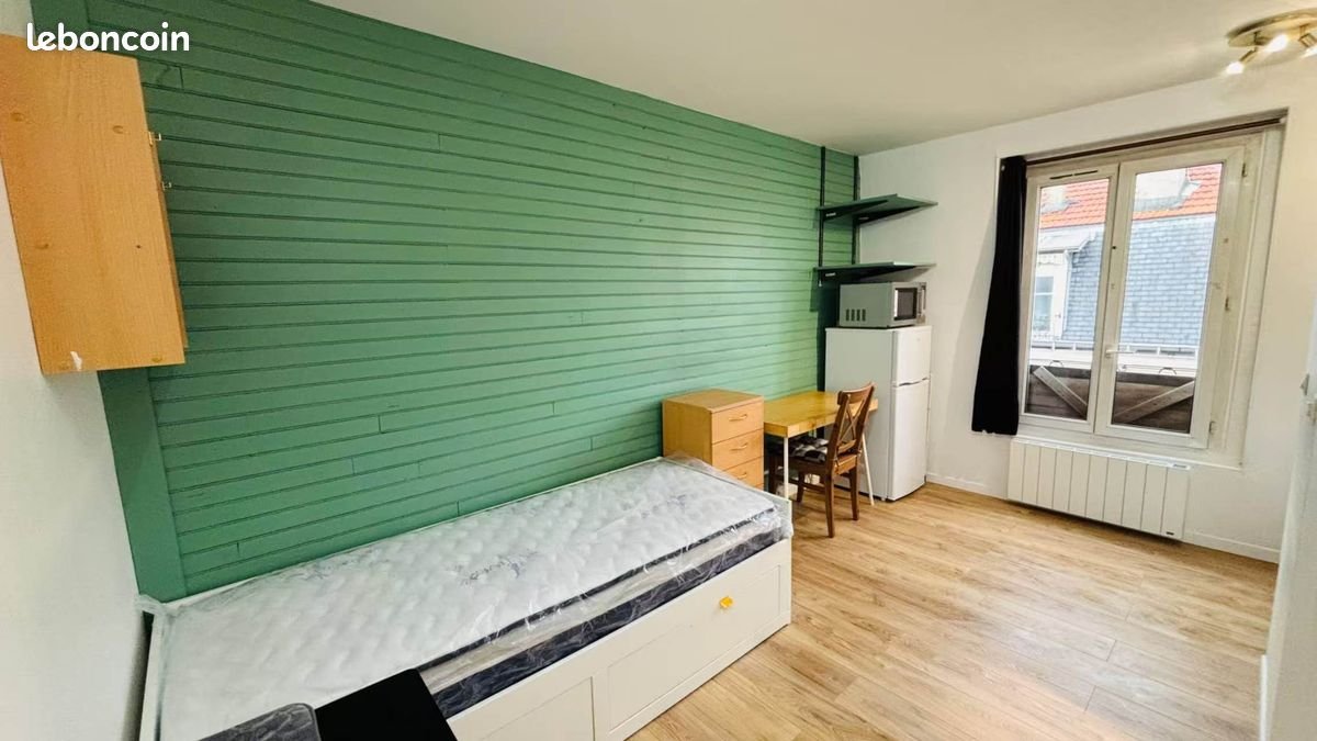 Appartement à louer, 14m², Courbevoie