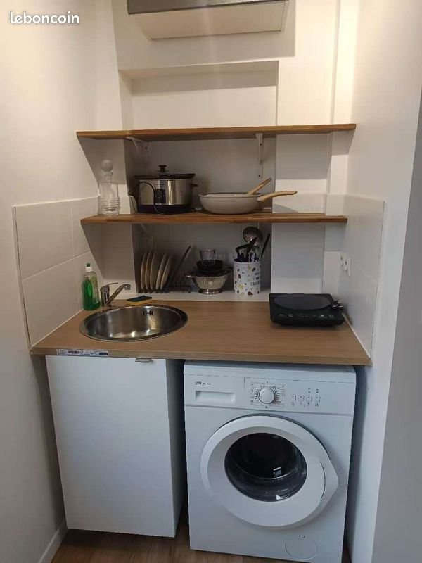 Appartement à louer, 14m², Courbevoie