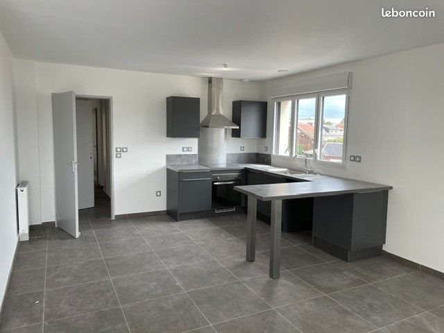 Appartement à louer, 84m², Camon