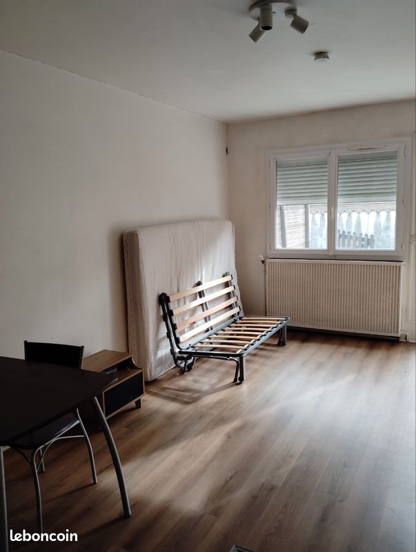 Appartement à louer, 25m², Angoulême