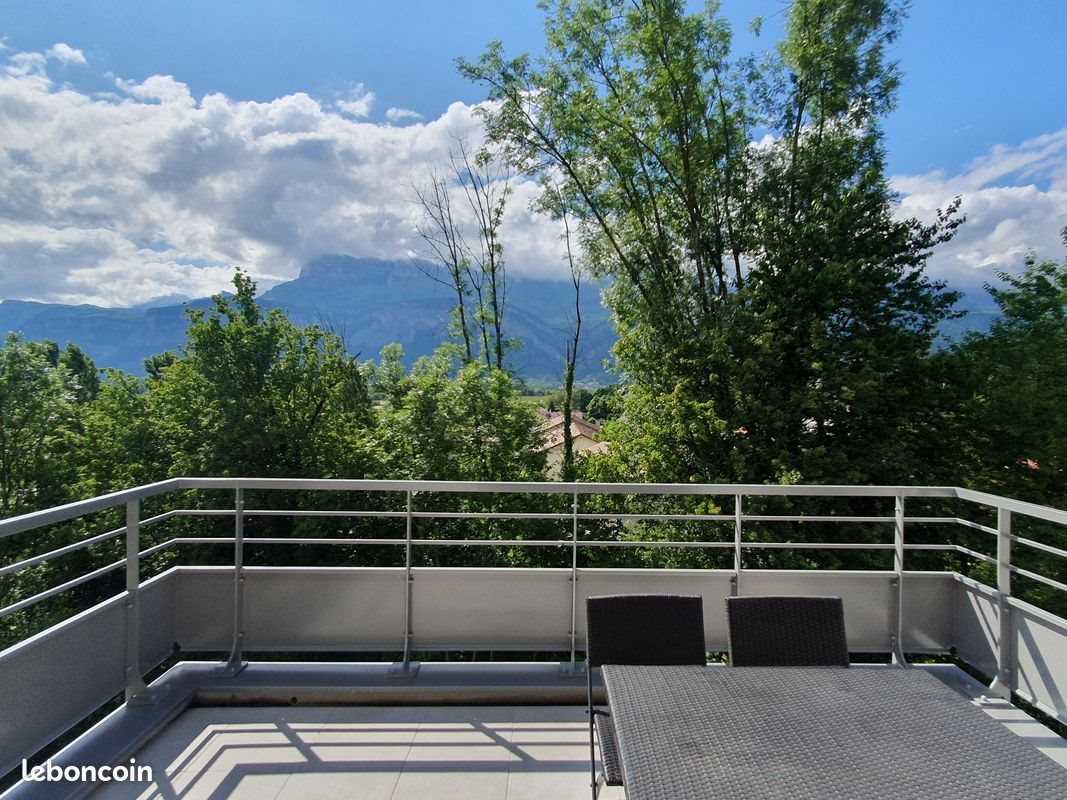 Appartement à louer, 50m², Tencin