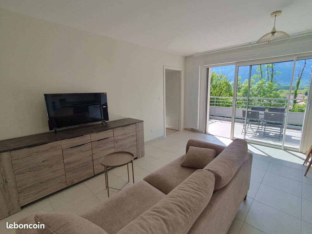 Appartement à louer, 50m², Tencin