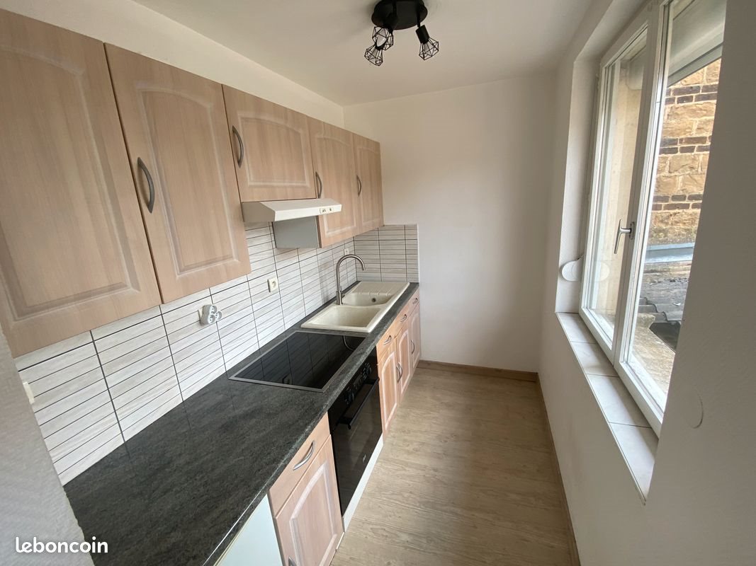 Appartement à louer, 45m², Charleville-Mézières