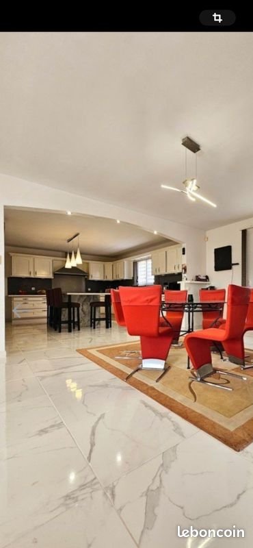 Maison à vendre, 208m², Pia