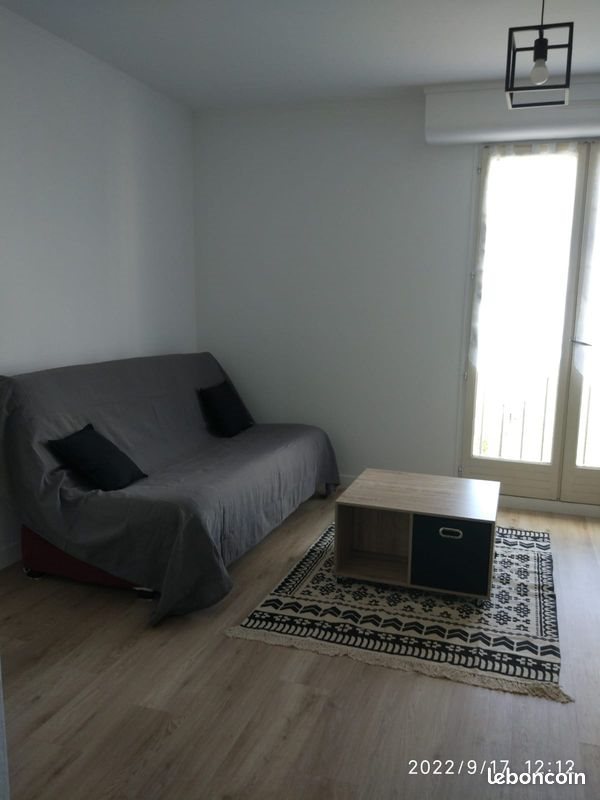 Appartement à louer, 24m², Châtellerault