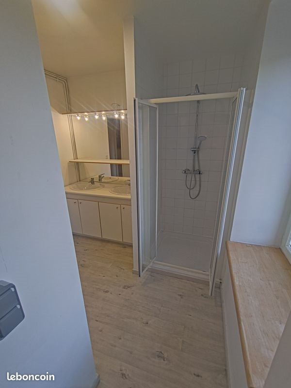 Appartement à louer, 70m², Riotord
