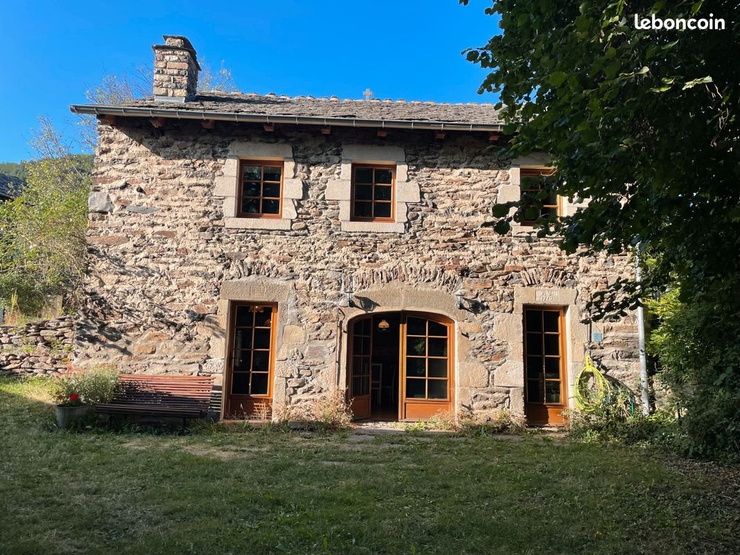 Maison à louer, 79m², Saint-Hostien