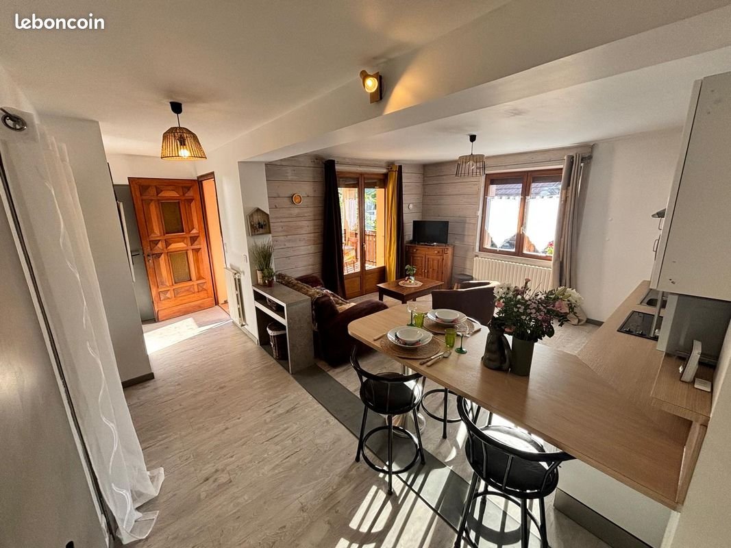 Appartement à louer, 55m², Giez