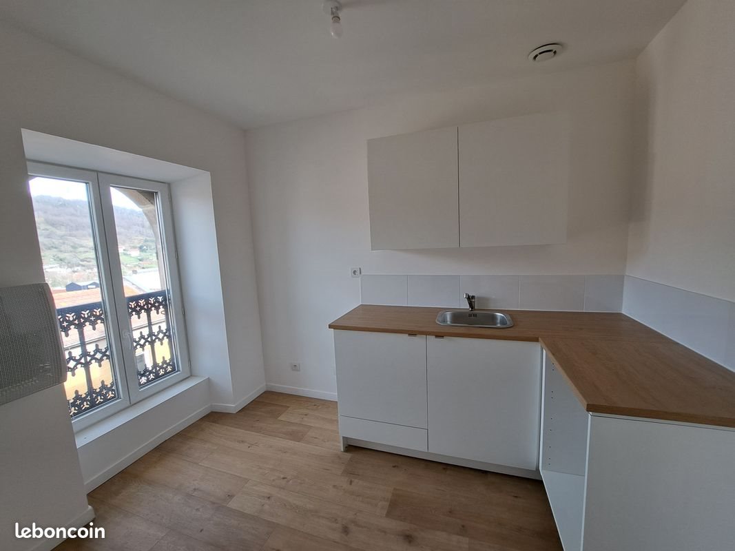 Appartement à louer, 39m², Decazeville