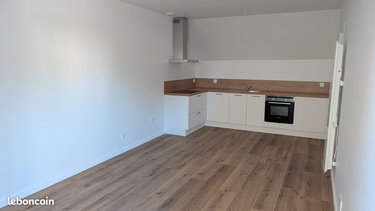 Appartement à louer, 35m², Ploudaniel
