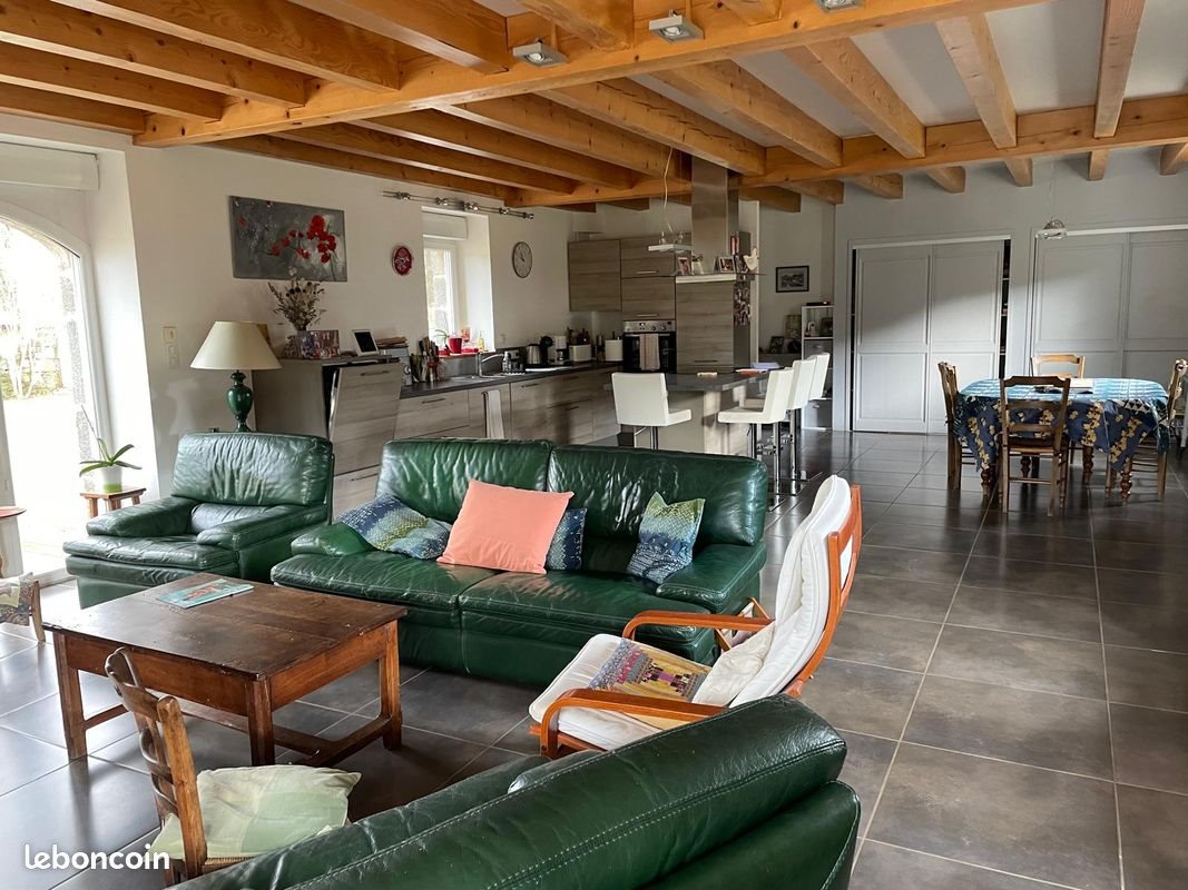 Maison à vendre, 177m², Le Chambon-sur-Lignon