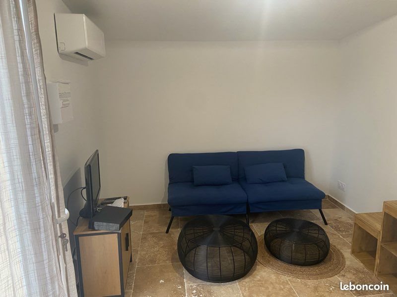 Appartement à louer, 15m², La Fare-les-Oliviers