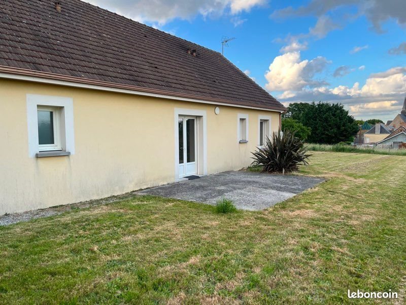 Maison à louer, 85m², Saint-Rémy-de-Sillé
