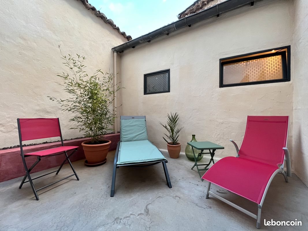 Appartement à louer, 123m², Largentière