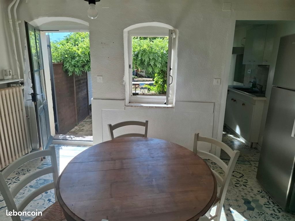 Maison à louer, 110m², Saint-Amour