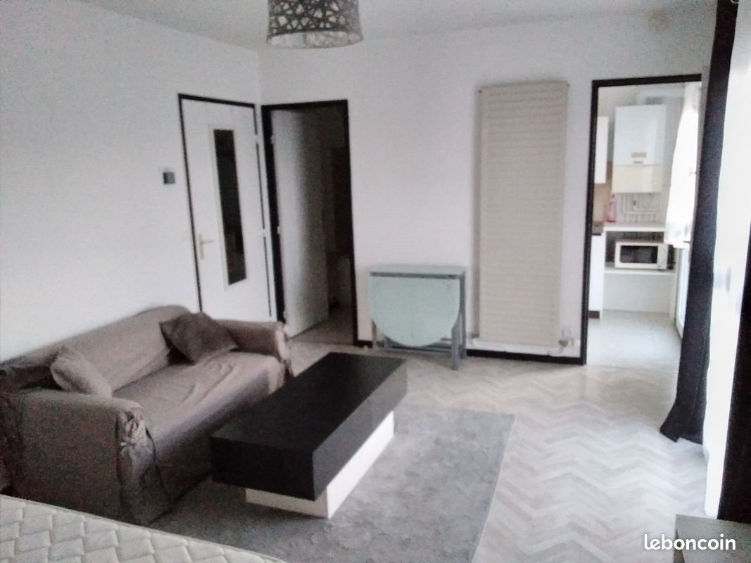 Appartement à louer, 30m², Niort