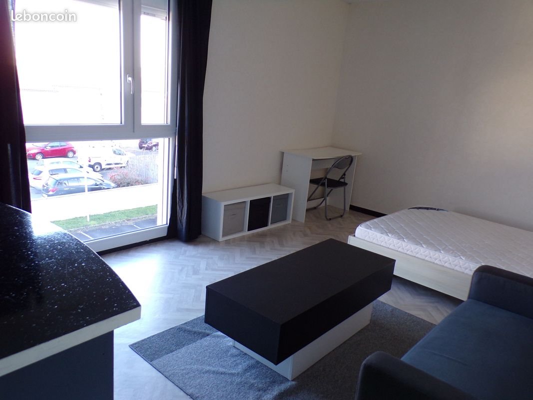 Appartement à louer, 30m², Niort
