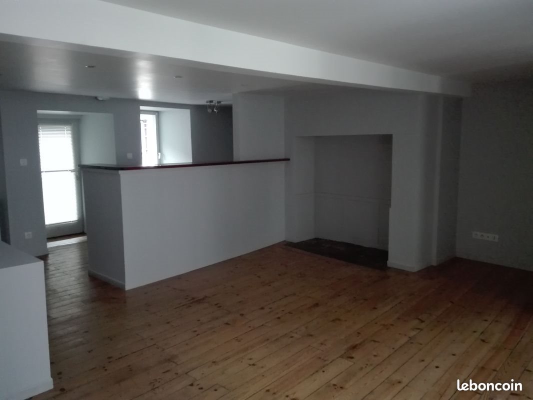 Maison à louer, 80m², Bort-les-Orgues
