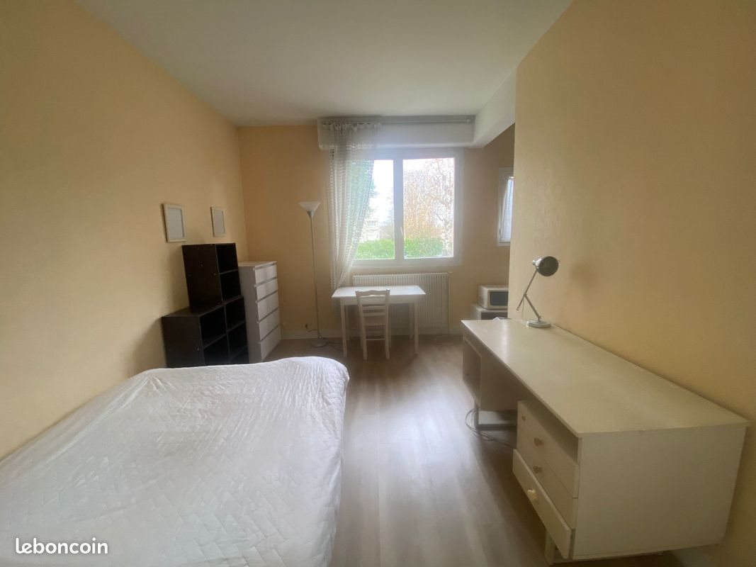 Appartement à louer, 18m², Châtenay-Malabry