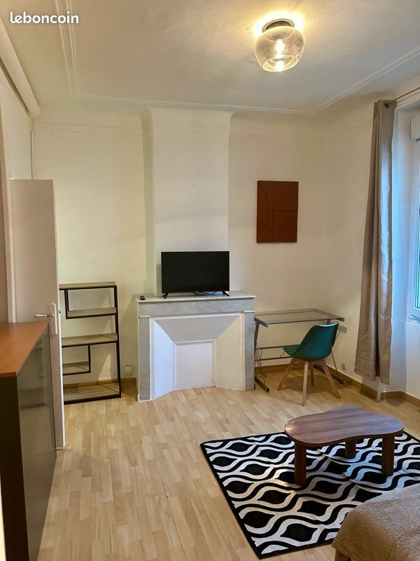 Appartement à louer, 32m², Marseille 5ème