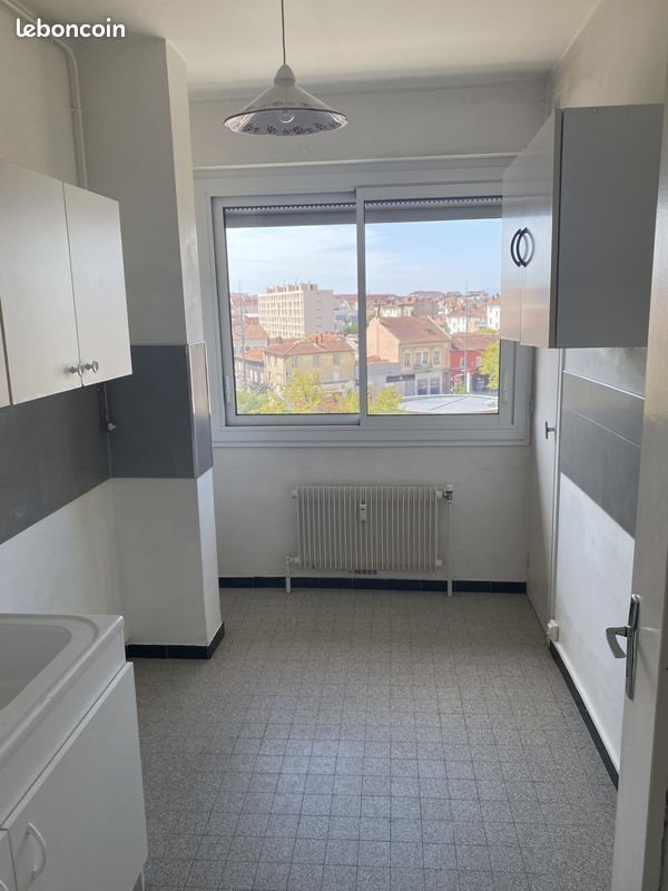 Appartement à louer, 46m², Villeurbanne
