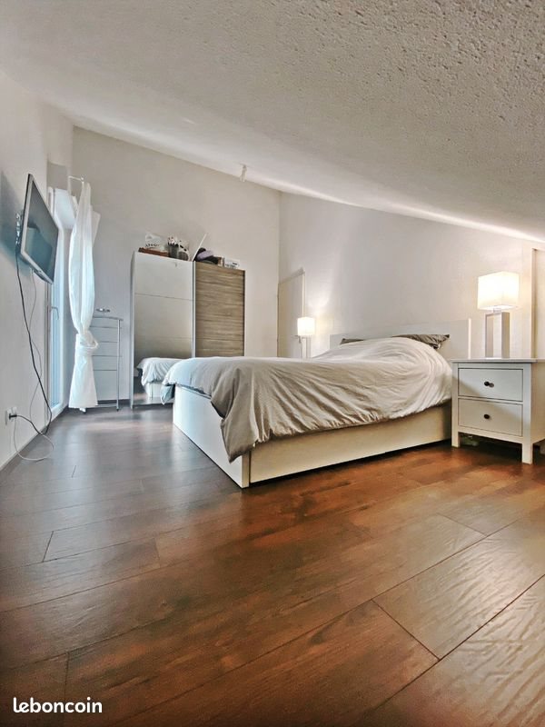 Appartement à louer, 60m², La Chambre