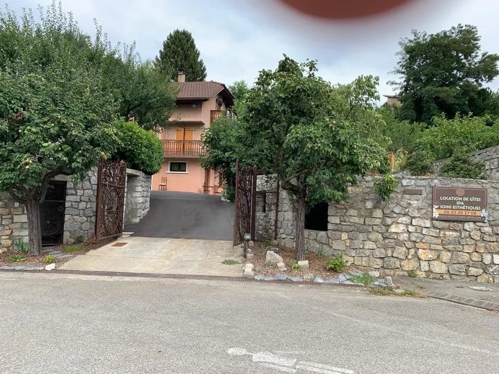 Maison à louer, 27m², Voglans