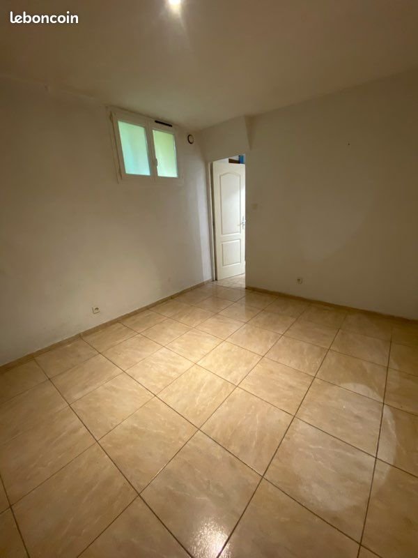 Appartement à louer, 45m², Marseille 15ème
