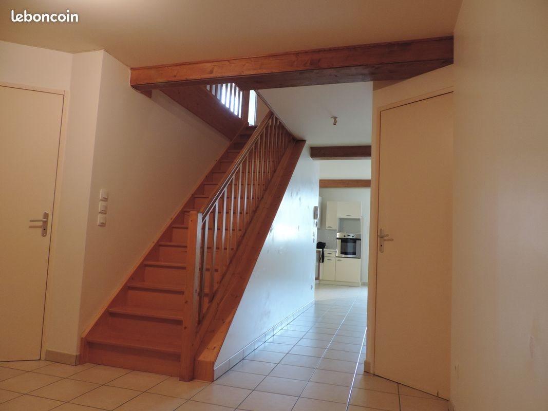 Appartement à louer, 102m², Saint-Symphorien-sur-Coise