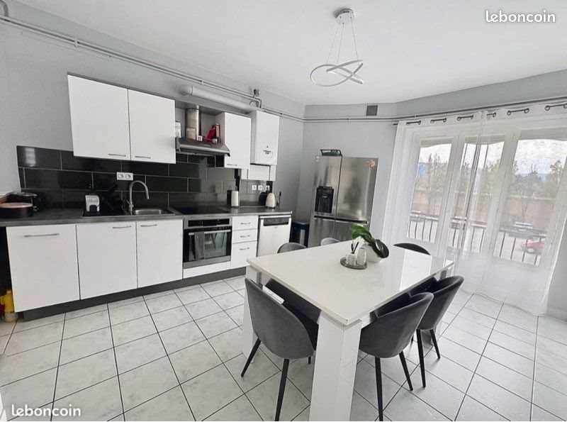 Appartement à vendre, 99m², Bourg-lès-Valence