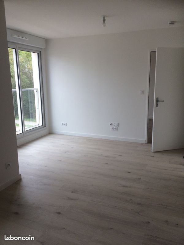 Appartement à louer, 45m², Saint-Berthevin