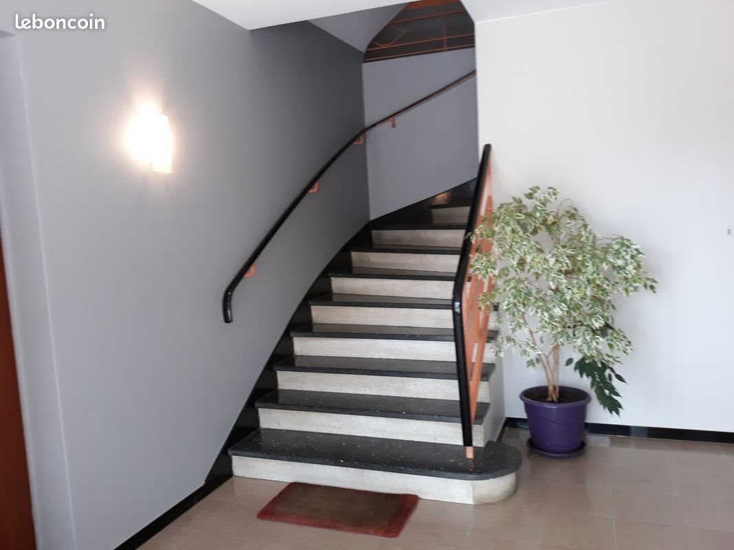 Appartement à louer, 3000m², Senonches