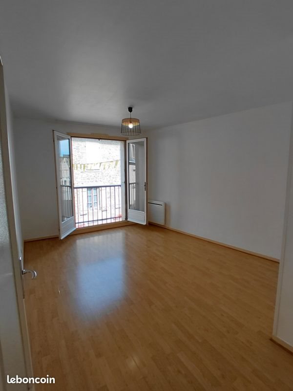 Appartement à louer, 45m², Ussel