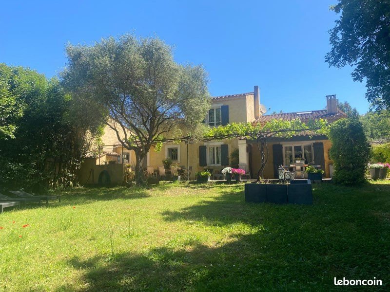 Maison à vendre, 195m², Gassin