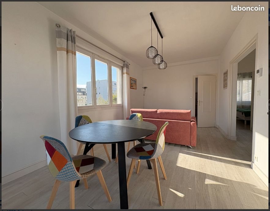 Appartement à louer, 56m², Royan