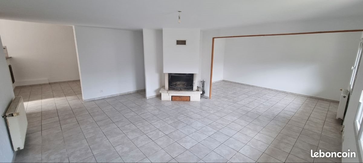 Maison à louer, 122m², Lavelanet