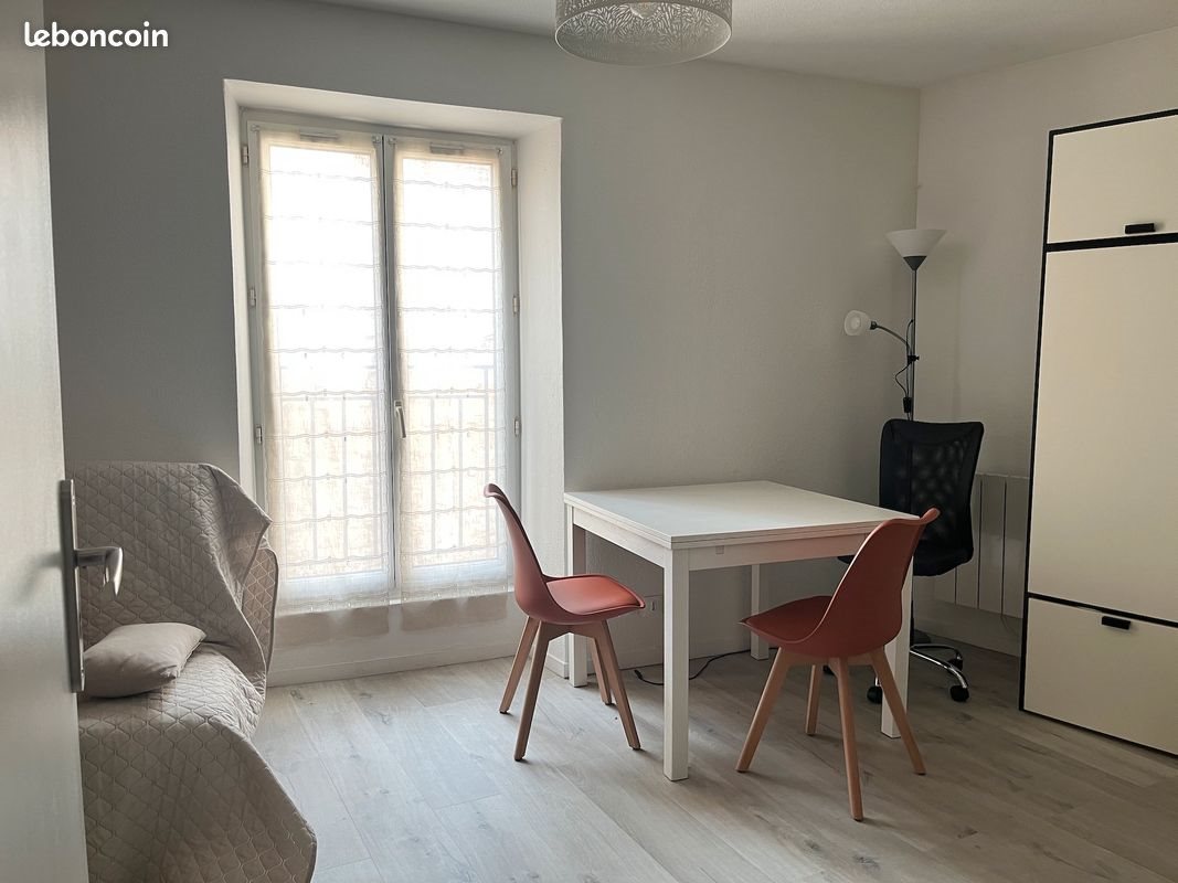 Appartement à louer, 21m², Niort