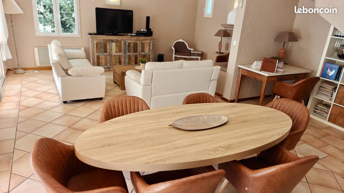 Maison à louer, 120m², Lorgues