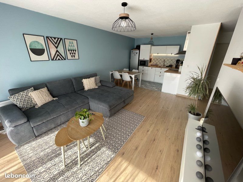 Appartement à louer, 47m², Lons