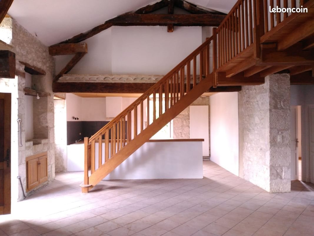 Maison à louer, 150m², Montaigu-de-Quercy