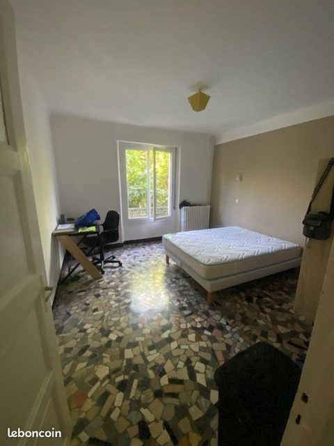 Appartement à louer, 82m², Digne-les-Bains