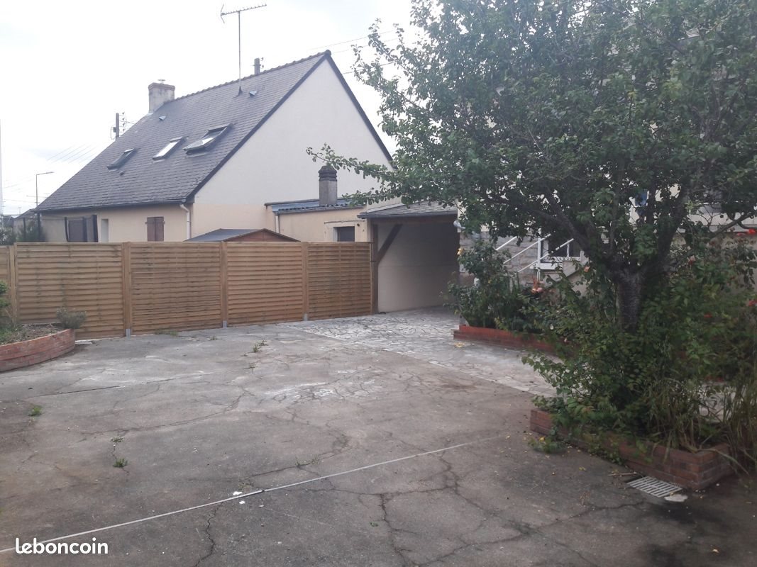 Maison à louer, 80m², Laval