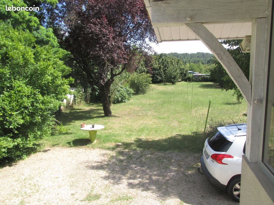Maison à louer, 69m², Montrem