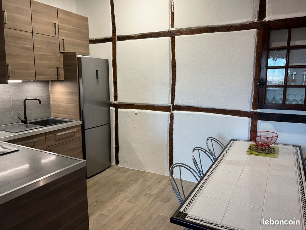 Appartement à louer, 63m², Antibes