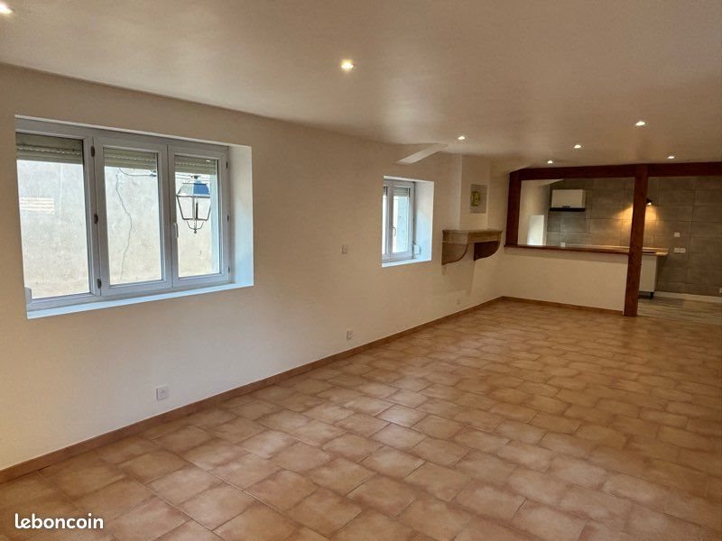 Appartement à louer, 73m², Pont-de-Vaux